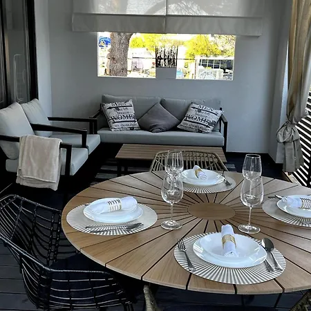 度假居 Mobile With Private Covered Terrace *